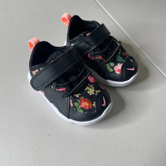 SOLD Nike Flex Contact 3 Vintage Floral Baby 4C - Picture 2 of 3